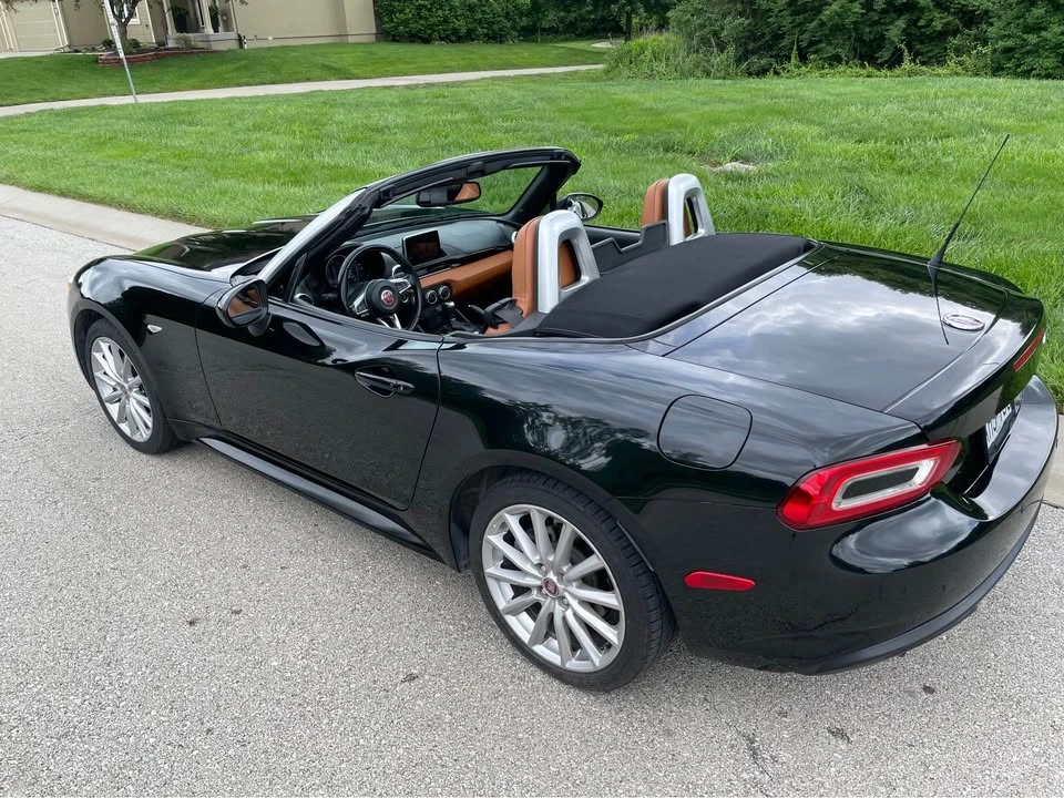 2017 Fiat 124 Spider - Image 3 of 20