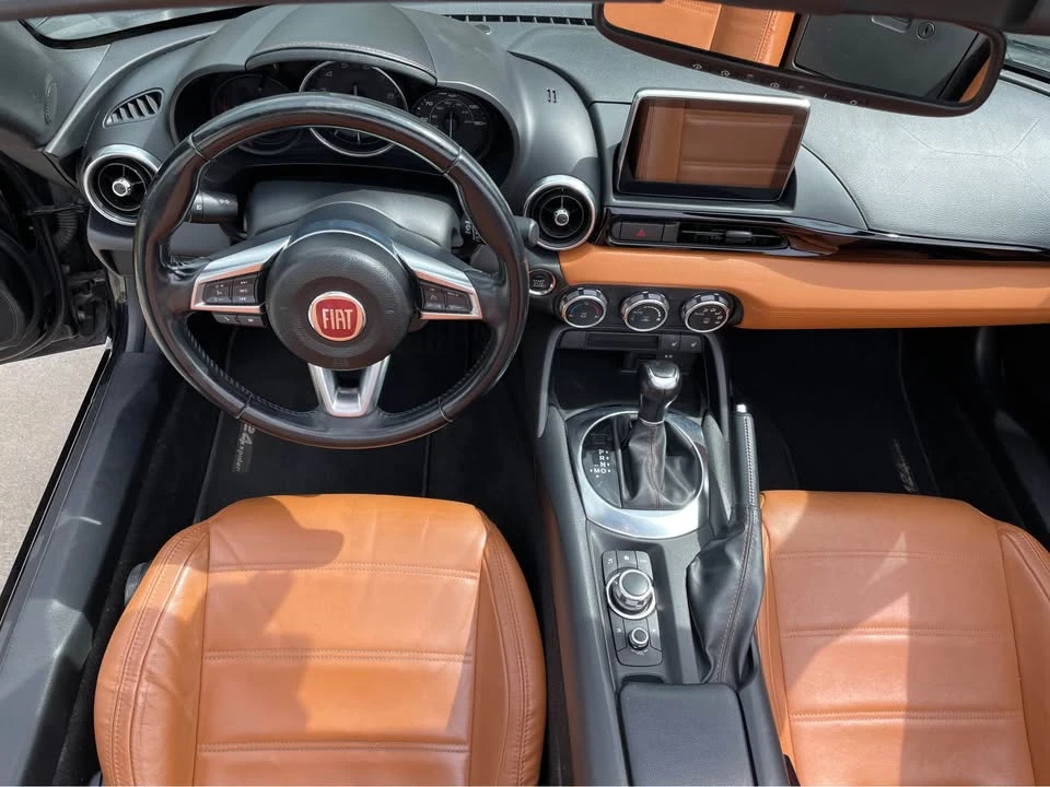 2017 Fiat 124 Spider - Image 17 of 20