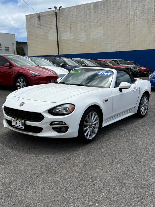 2017 Fiat 124 Spider - Image 14 of 17
