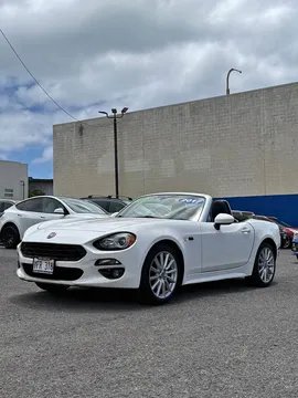 2017 Fiat 124 Spider Lusso Convertible 2D