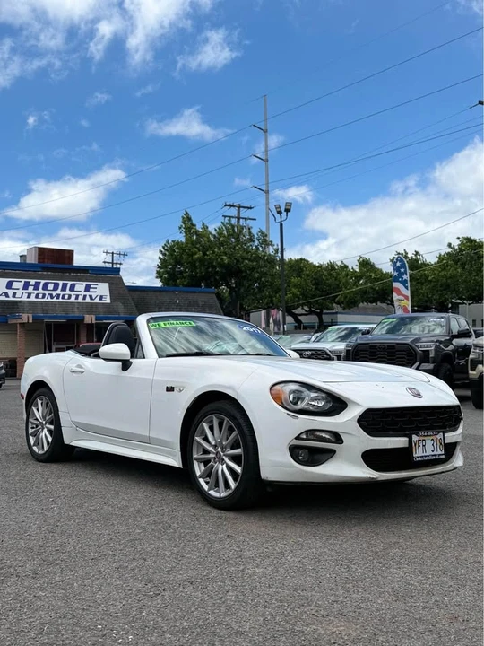 2017 Fiat 124 Spider - Image 3 of 17