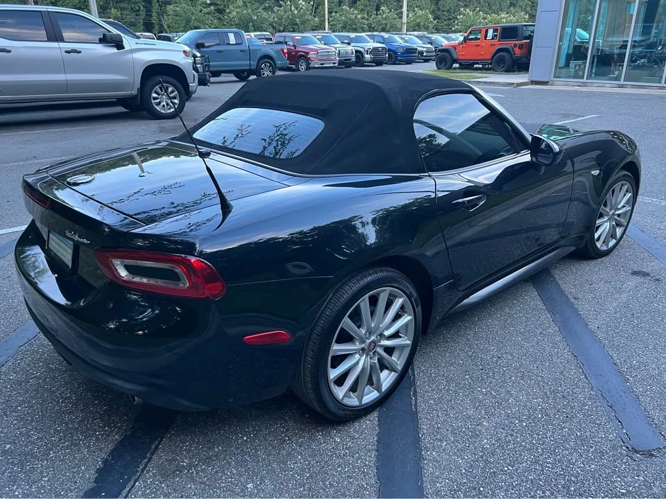 2017 Fiat 124 Spider - Image 3 of 5