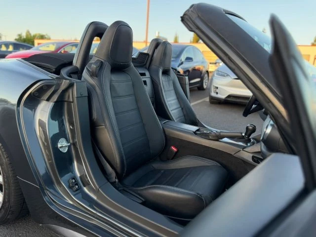 2017 Fiat 124 Spider - Image 11 of 25