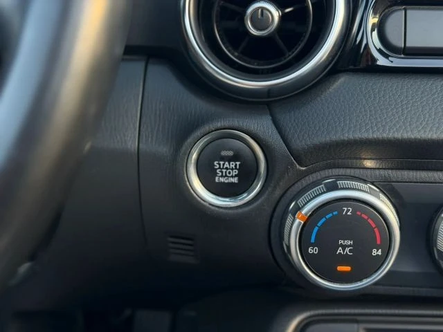 2017 Fiat 124 Spider - Image 22 of 25