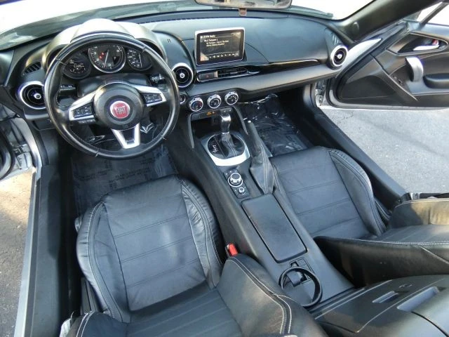 2017 Fiat 124 Spider - Image 21 of 21