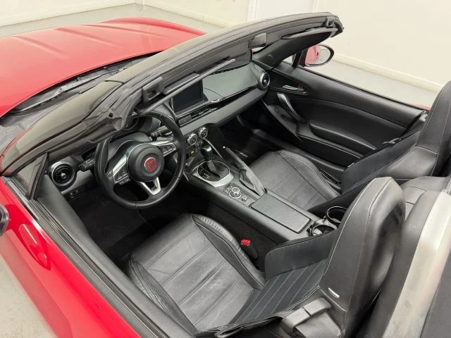 2017 Fiat 124 Spider - Image 18 of 31