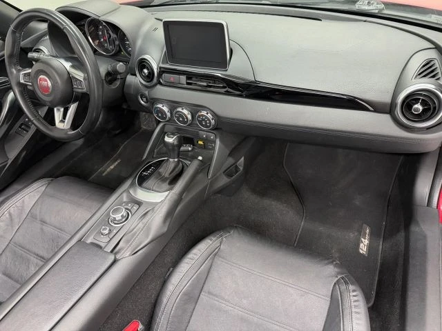 2017 Fiat 124 Spider - Image 11 of 31