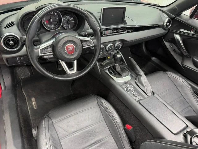 2017 Fiat 124 Spider - Image 10 of 31