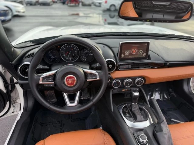 2017 Fiat 124 Spider - Image 12 of 12