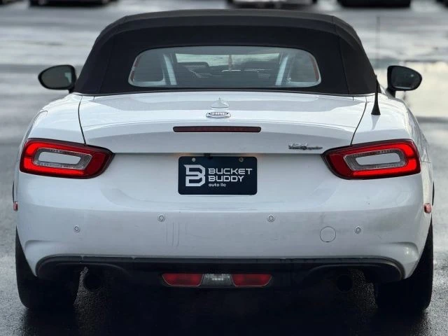 2017 Fiat 124 Spider - Image 8 of 12