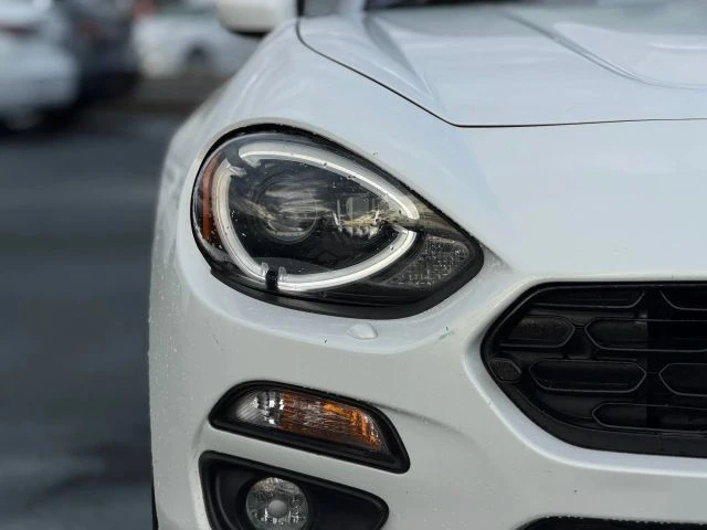 2017 Fiat 124 Spider - Image 6 of 12