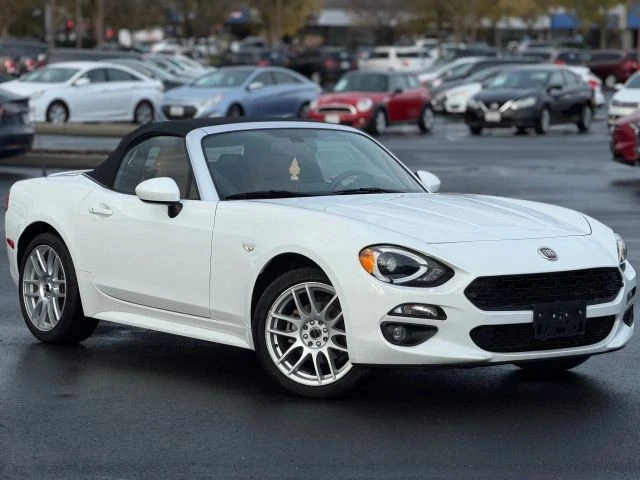 2017 Fiat 124 Spider - Image 3 of 12