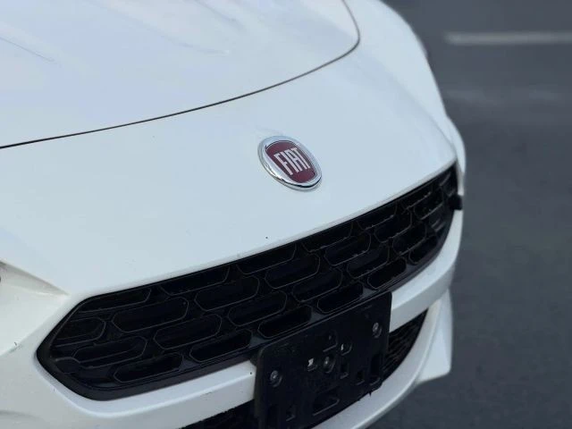 2017 Fiat 124 Spider - Image 4 of 12