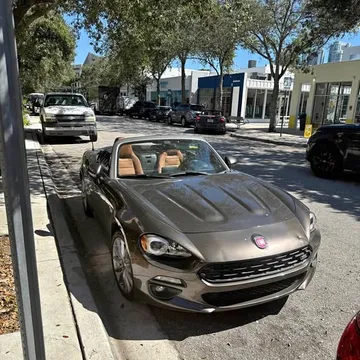 2017 Fiat 124 Spider Lusso