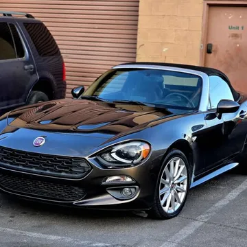 2017 Fiat 124 Spider Lusso