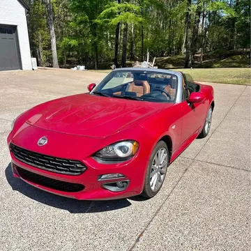 2017 Fiat 124 Spider Lusso Convertible 2D