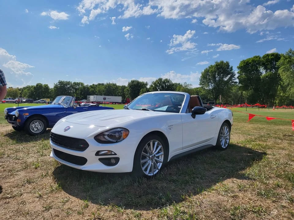 2017 Fiat 124 Spider - Image 4 of 5