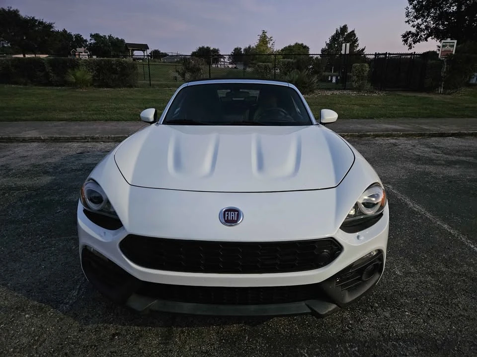 2017 Fiat 124 Spider - Image 4 of 14