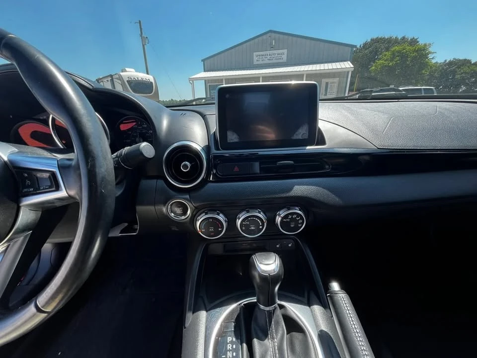 2017 Fiat 124 Spider - Image 18 of 20