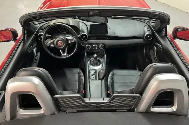 2017 Fiat 124 Spider - Image 4 of 20