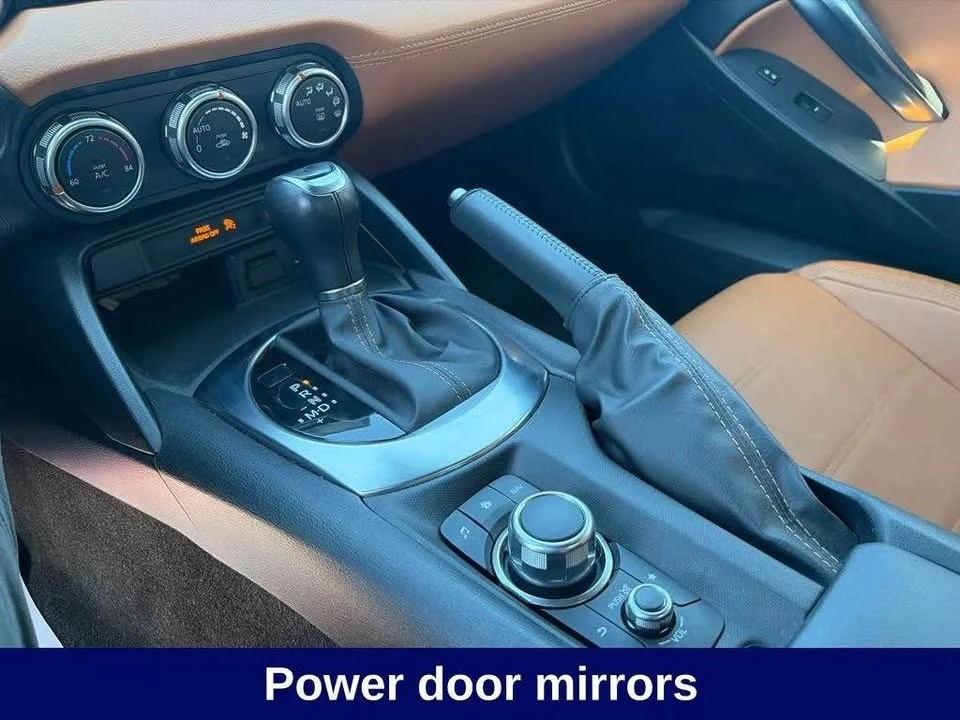 2017 Fiat 124 Spider - Image 13 of 19