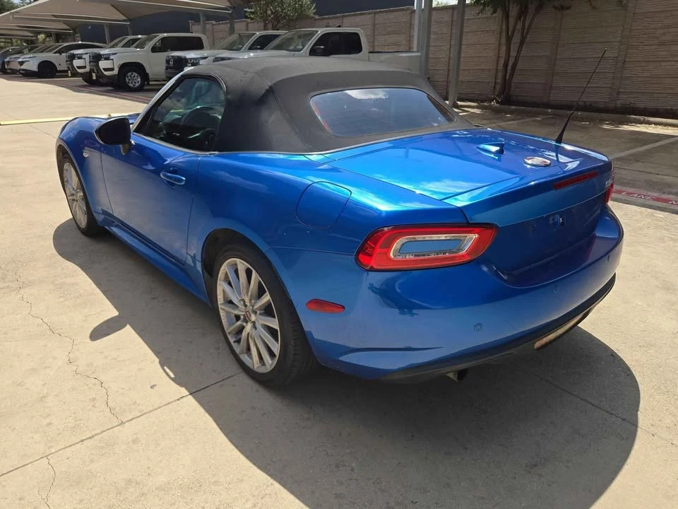 2017 Fiat 124 Spider - Image 7 of 9