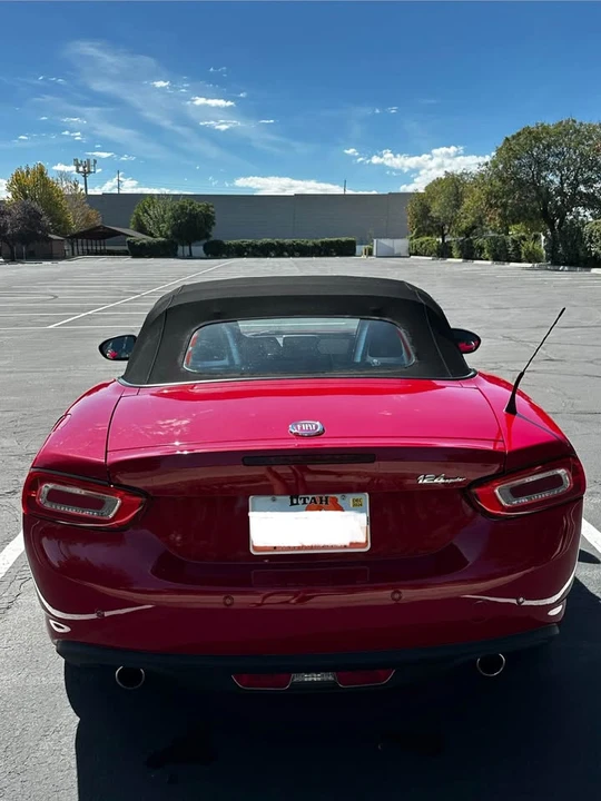 2017 Fiat 124 Spider - Image 4 of 20