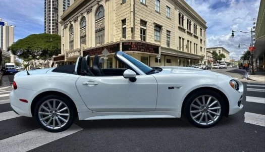 2017 Fiat 124 Spider - Image 3 of 11