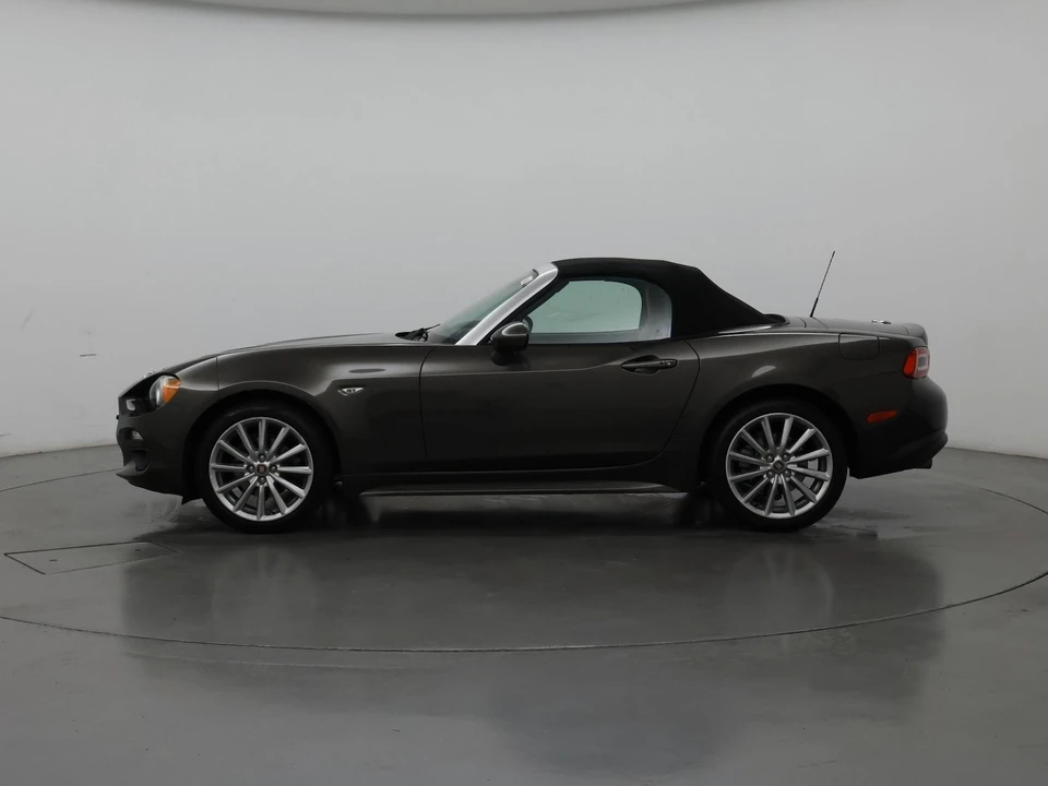 2017 Fiat 124 Spider - Image 4 of 25