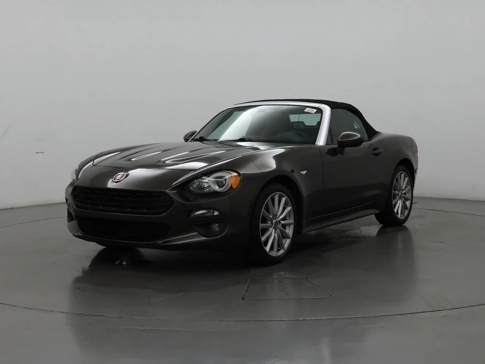 2017 Fiat 124 Spider - Image 5 of 25