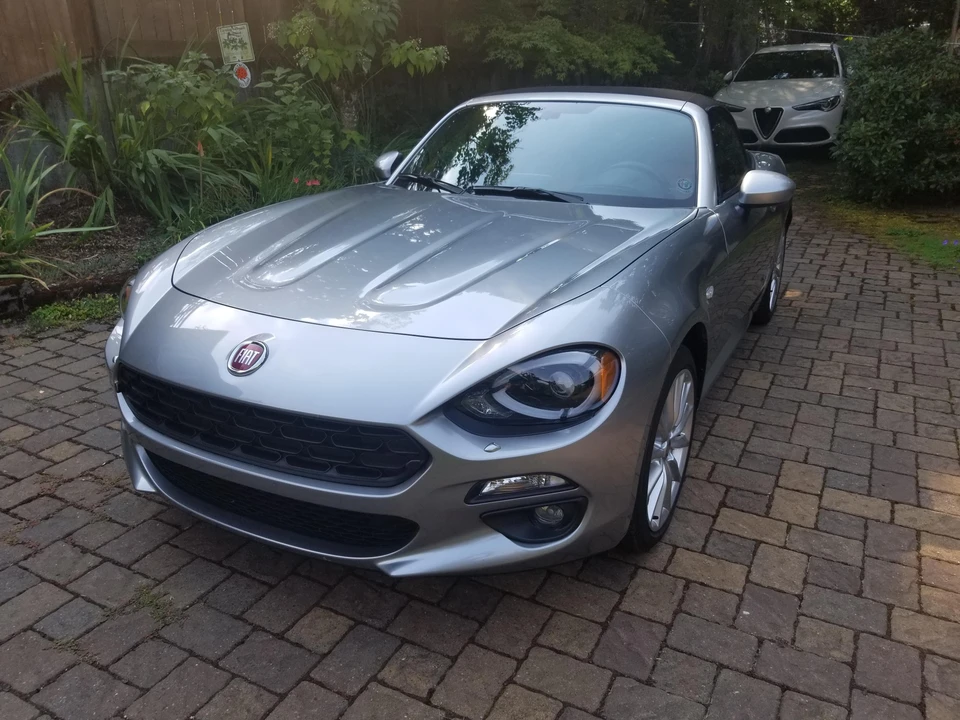 2017 Fiat 124 Spider - Image 13 of 31