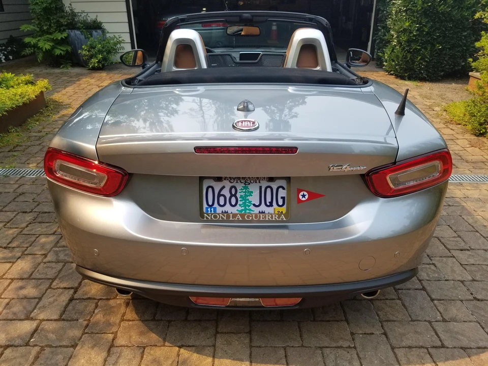 2017 Fiat 124 Spider - Image 9 of 31