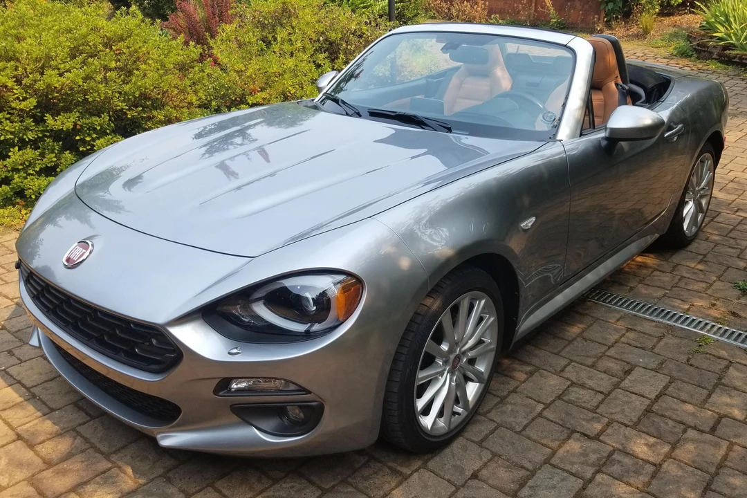 2017 Fiat 124 Spider - Image 6 of 31
