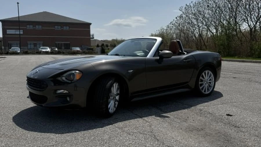 2017 Fiat 124 Spider - Image 6 of 23