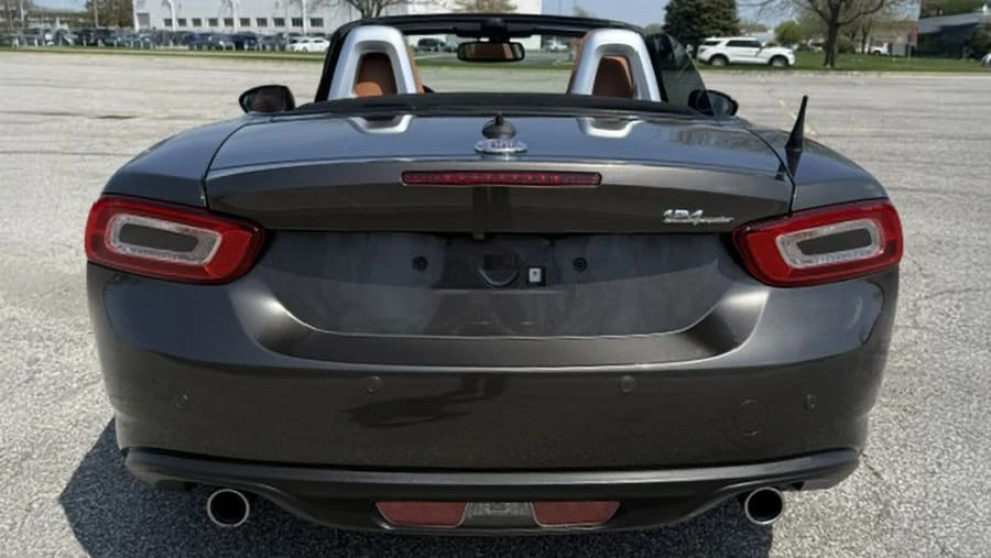 2017 Fiat 124 Spider - Image 5 of 23