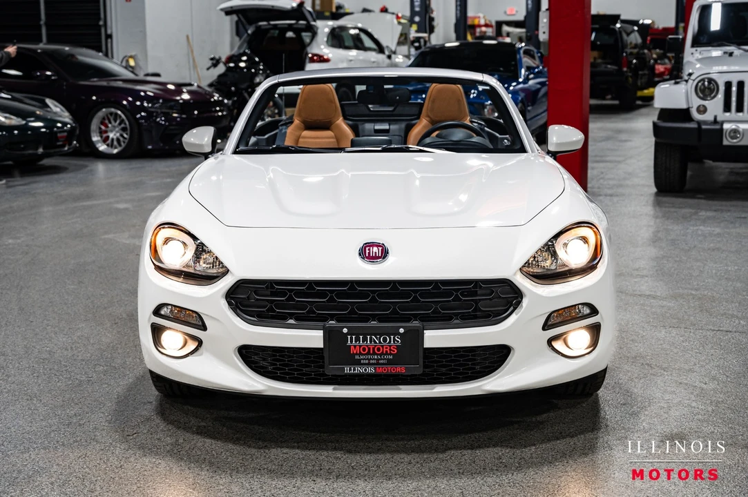 2017 Fiat 124 Spider - Image 8 of 21