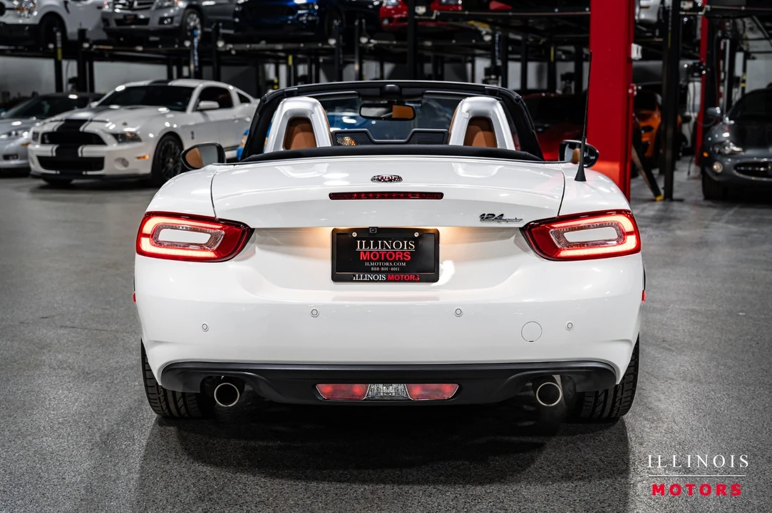 2017 Fiat 124 Spider - Image 4 of 21