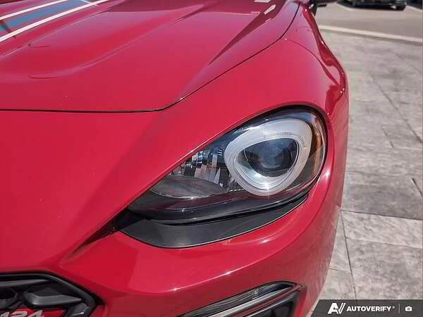 2017 Fiat 124 Spider - Image 10 of 20