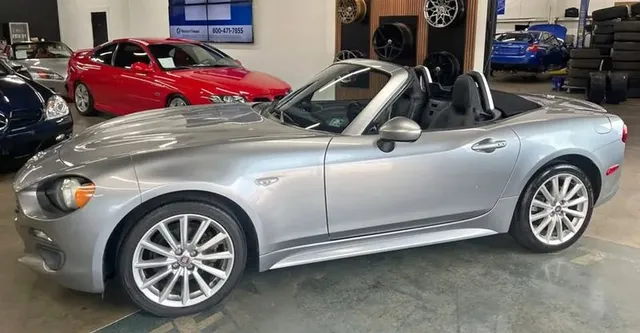 2017 Fiat 124 Spider Lusso