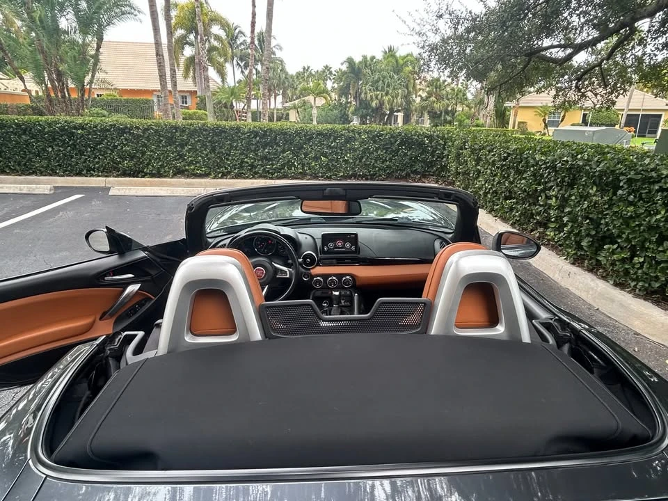 2017 Fiat 124 Spider - Image 7 of 9