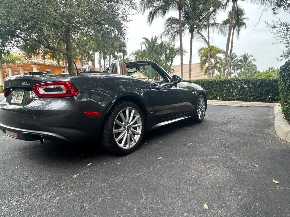 2017 Fiat 124 Spider - Image 3 of 9