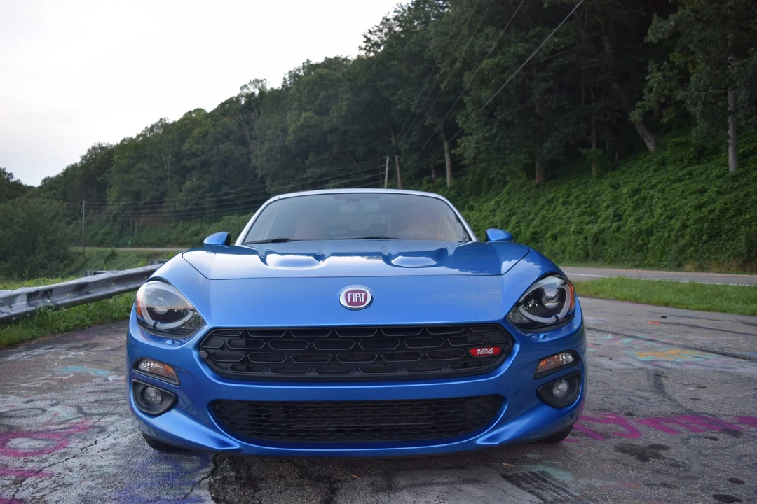 2017 Fiat 124 Spider - Image 6 of 31