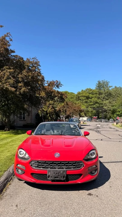 2017 Fiat 124 Spider - Image 4 of 11