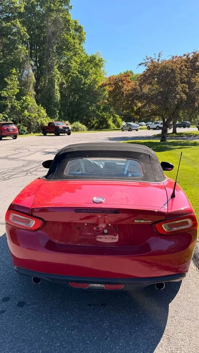 2017 Fiat 124 Spider - Image 6 of 11
