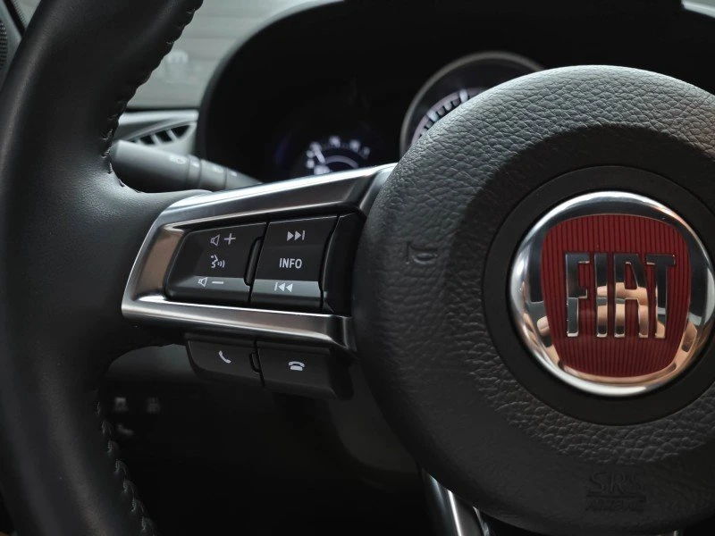 2017 Fiat 124 Spider - Image 17 of 20