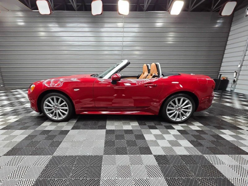 2017 Fiat 124 Spider - Image 9 of 20