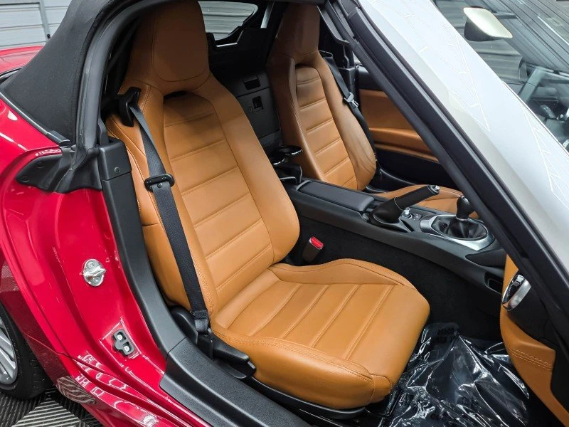 2017 Fiat 124 Spider - Image 16 of 20
