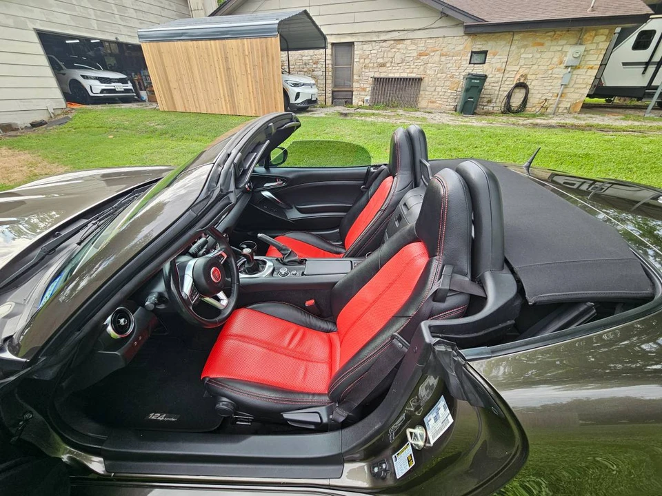 2017 Fiat 124 Spider - Image 14 of 17