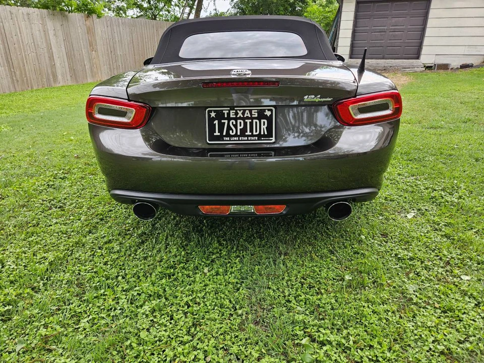 2017 Fiat 124 Spider - Image 3 of 17