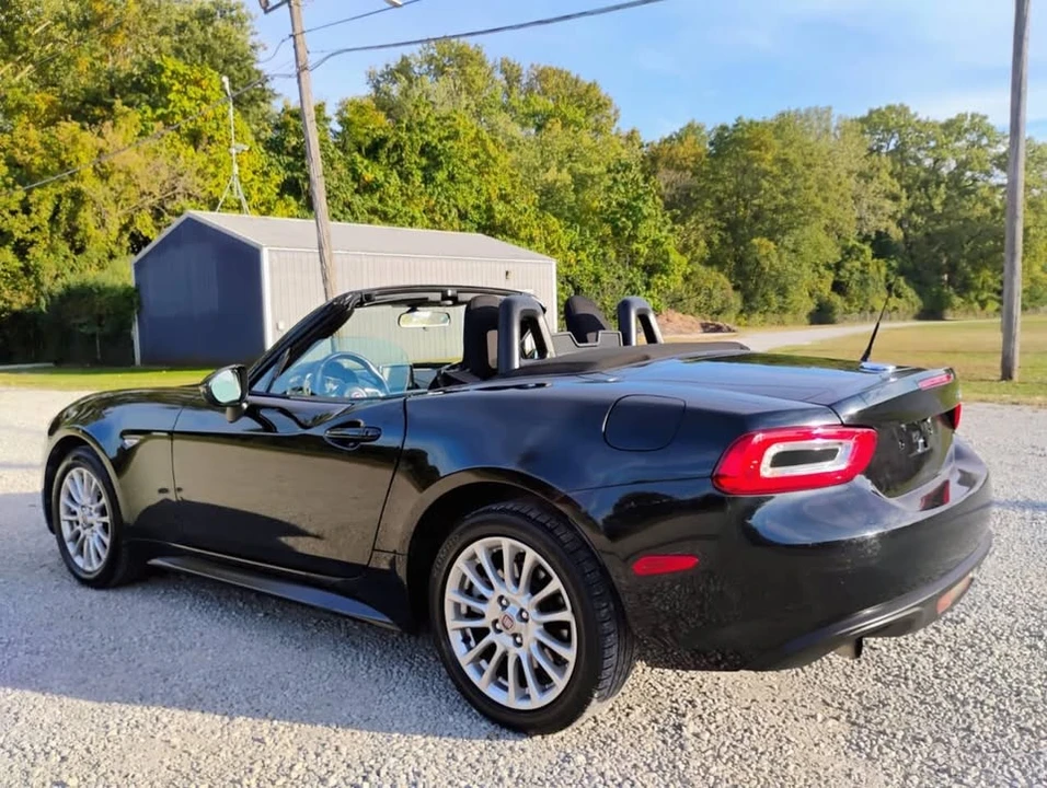 2017 Fiat 124 Spider - Image 4 of 20